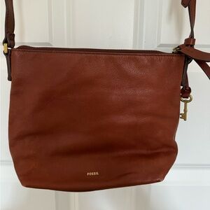 Brown leather fossil crossbody bag